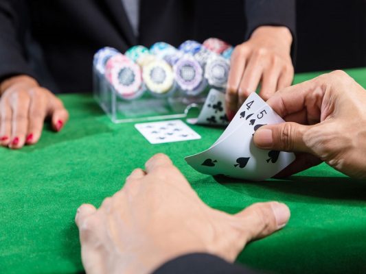 Có nhiều chiến thuật cực hay để áp dụng trong game baccarat